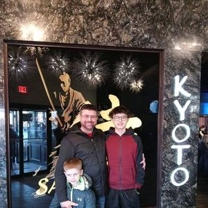 Meet your Posher, Douglas